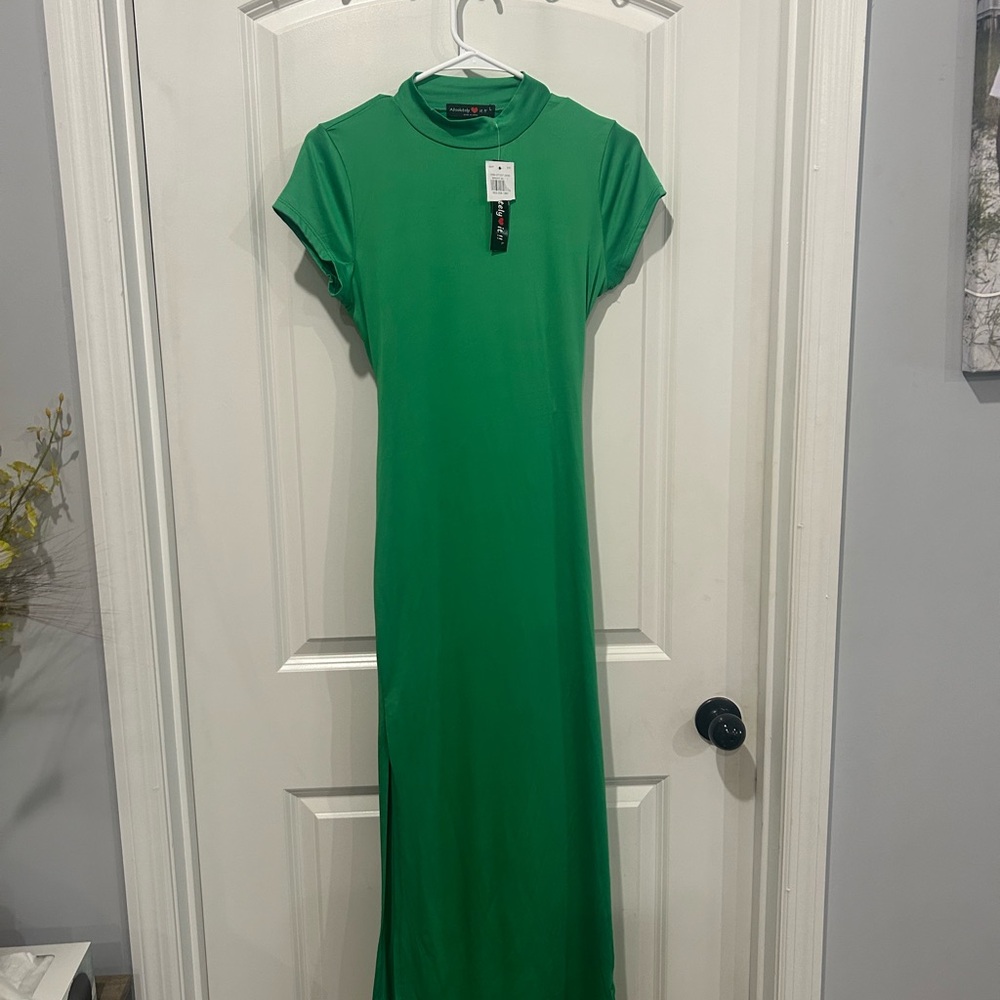 Chic Green Maxi Dress